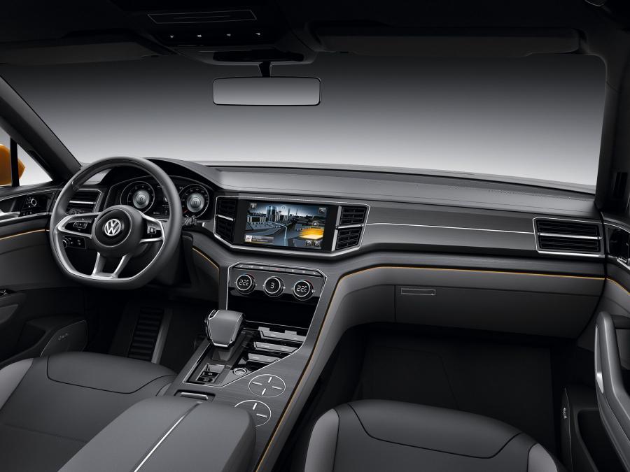  Volkswagen CrossBlue Coupe Concept 2013 года  (фото 5 из 25)